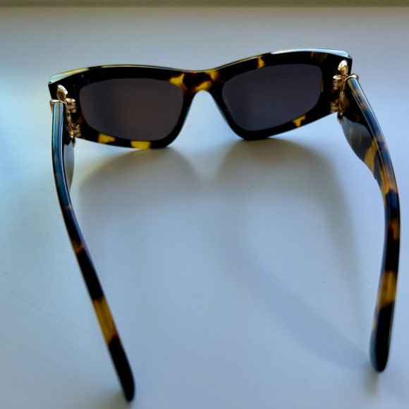 Stella McCartney Women\'s Brown Cat-Eye Sunglasses
